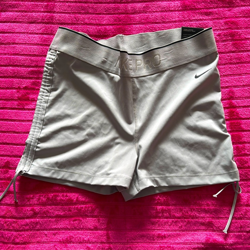 Nike Pro Tight Fit Large shorts